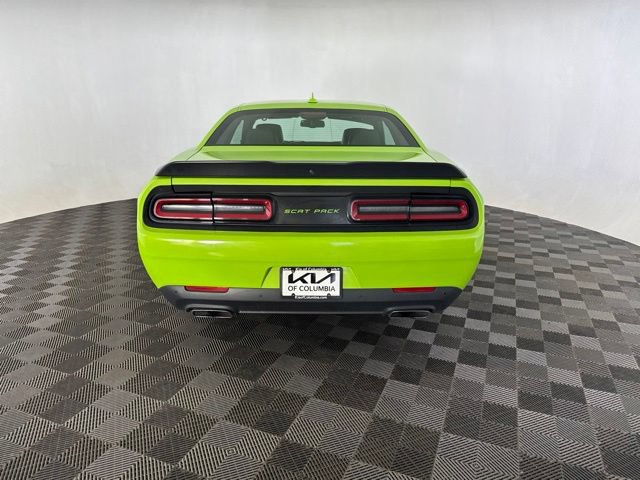 Used 2015 Dodge Challenger R/T Scat Pack w/ Scat Pack Appearance Package RWD image 8