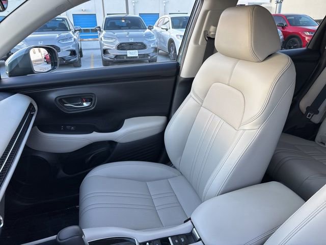 Used 2025 Honda HR-V EX-L image 12