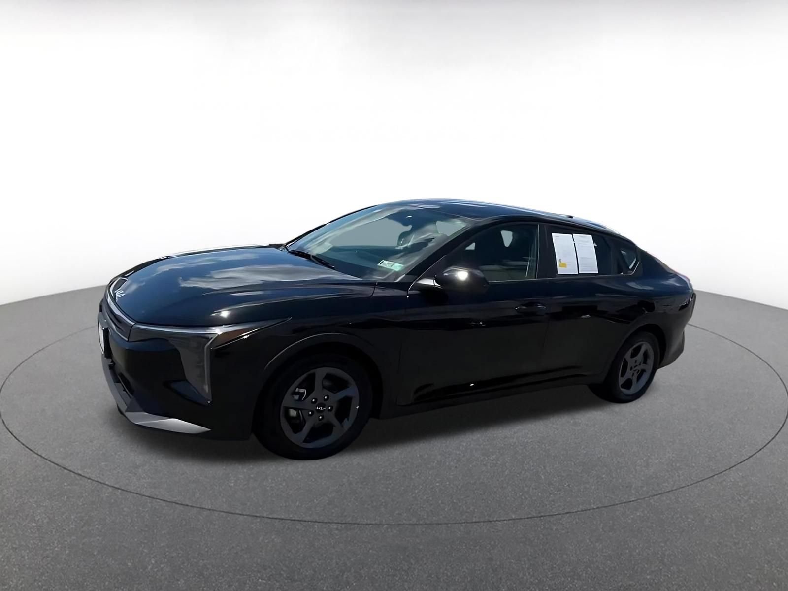 Used 2025 Kia K4 FWD image 7