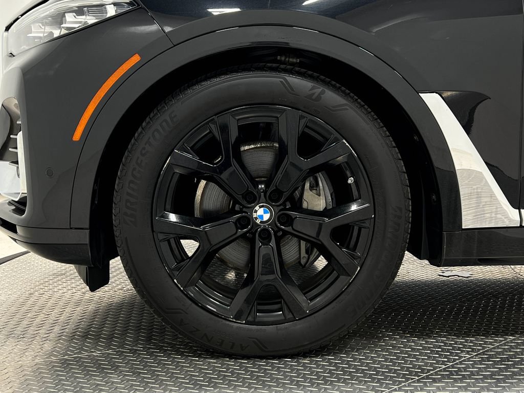 Used 2020 BMW X7 xDrive40i w/ Premium Package AWD/4WD image 40