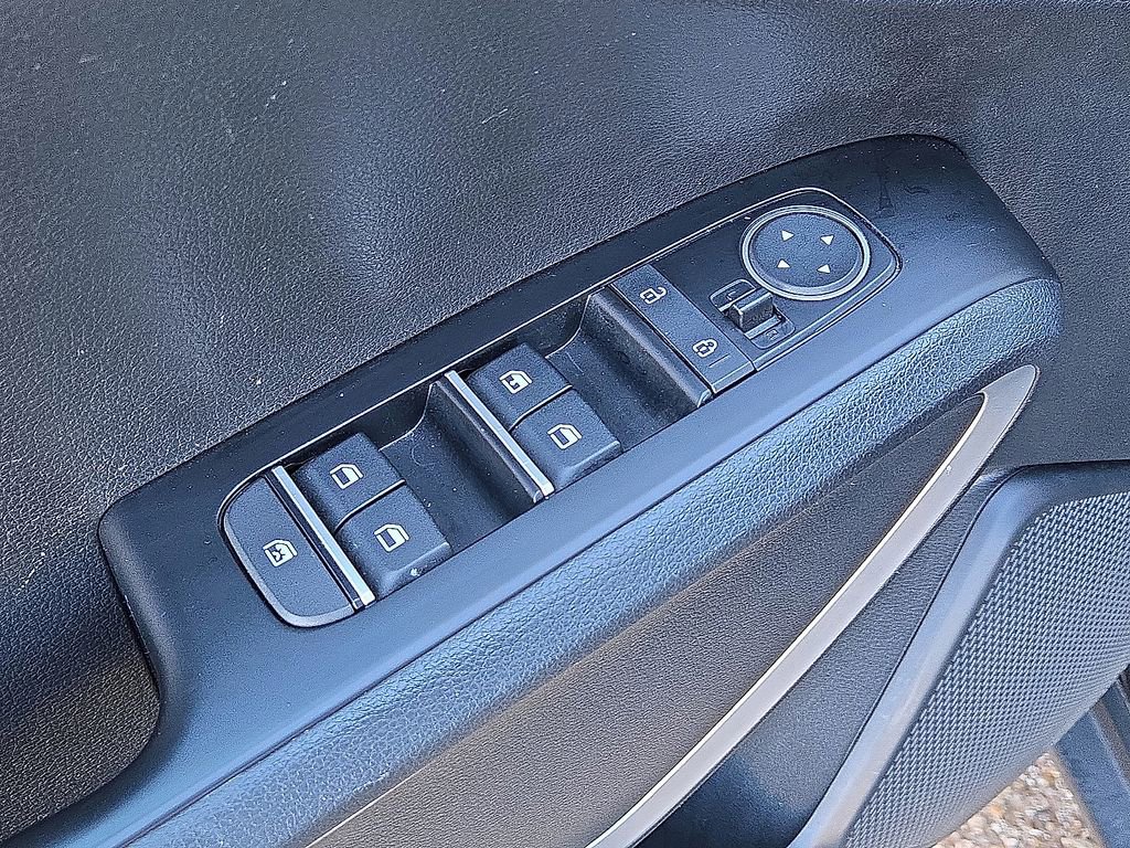 Used 2024 Kia Soul LX w/ Option Group 015 image 21