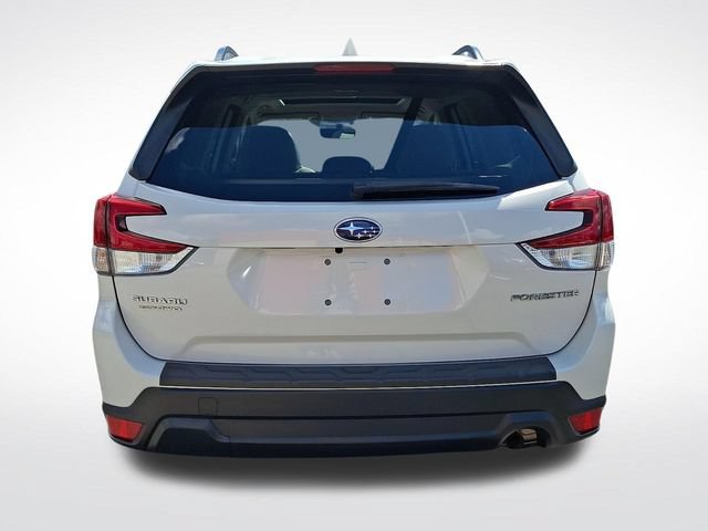 Used 2021 Subaru Forester Premium AWD/4WD image 5