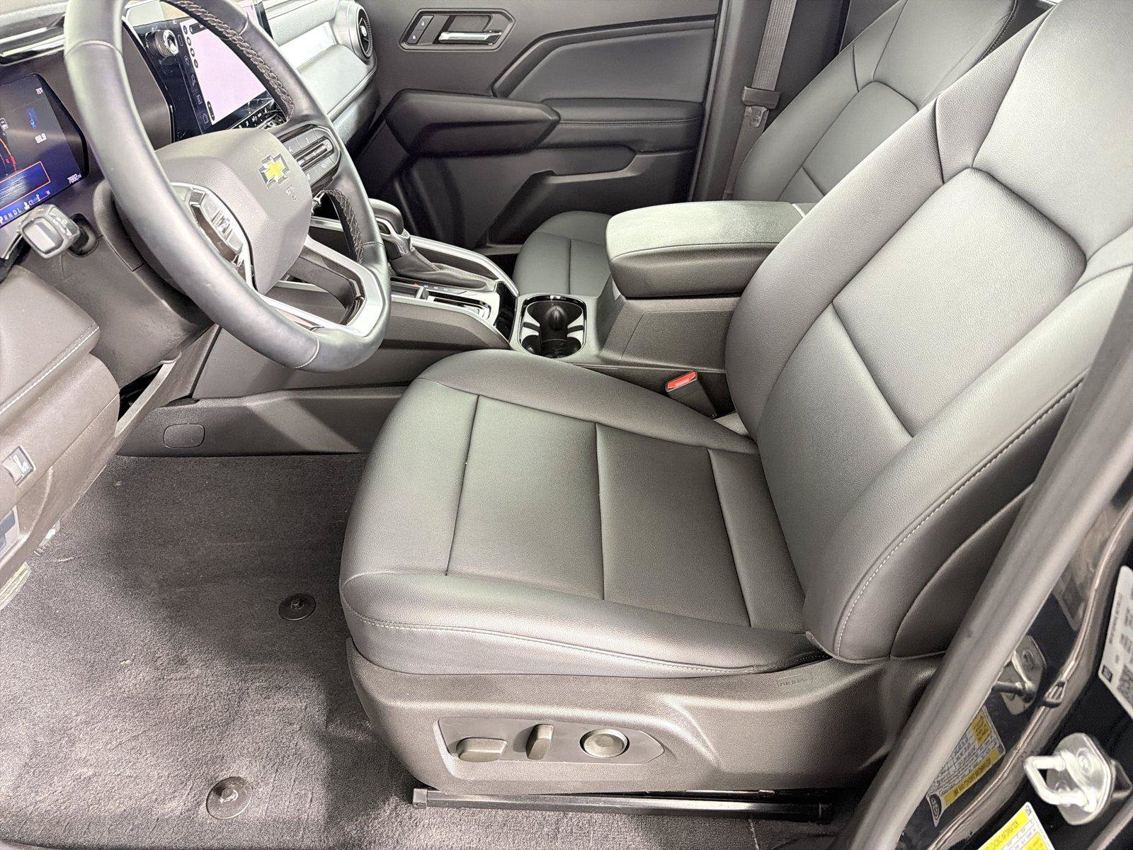 Certified 2024 Chevrolet Colorado LT w/ LT Convenience Package III RWD image 7