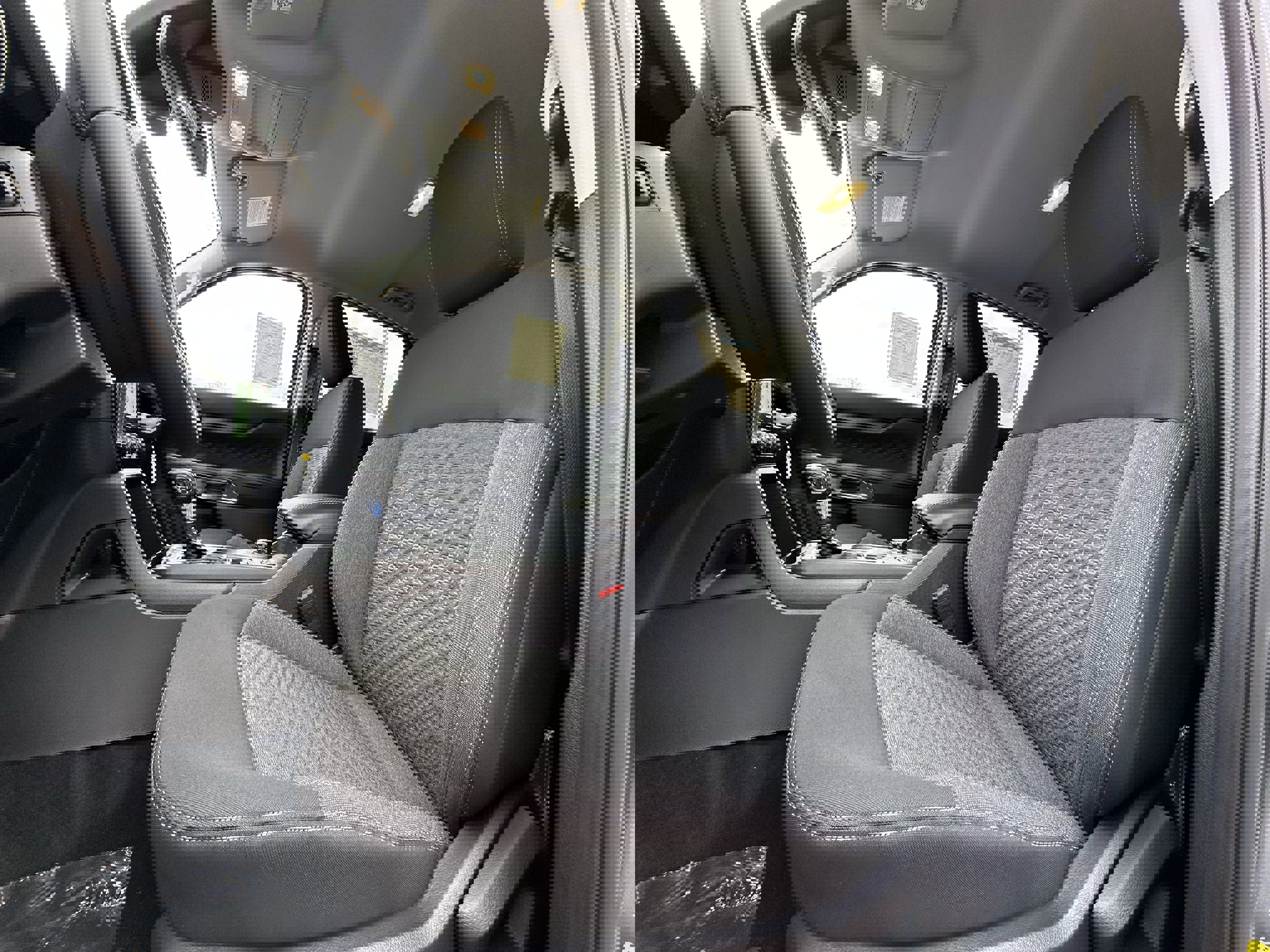 New 2025 Ford Ranger XLT w/ FX4 Off-Road Package image 24