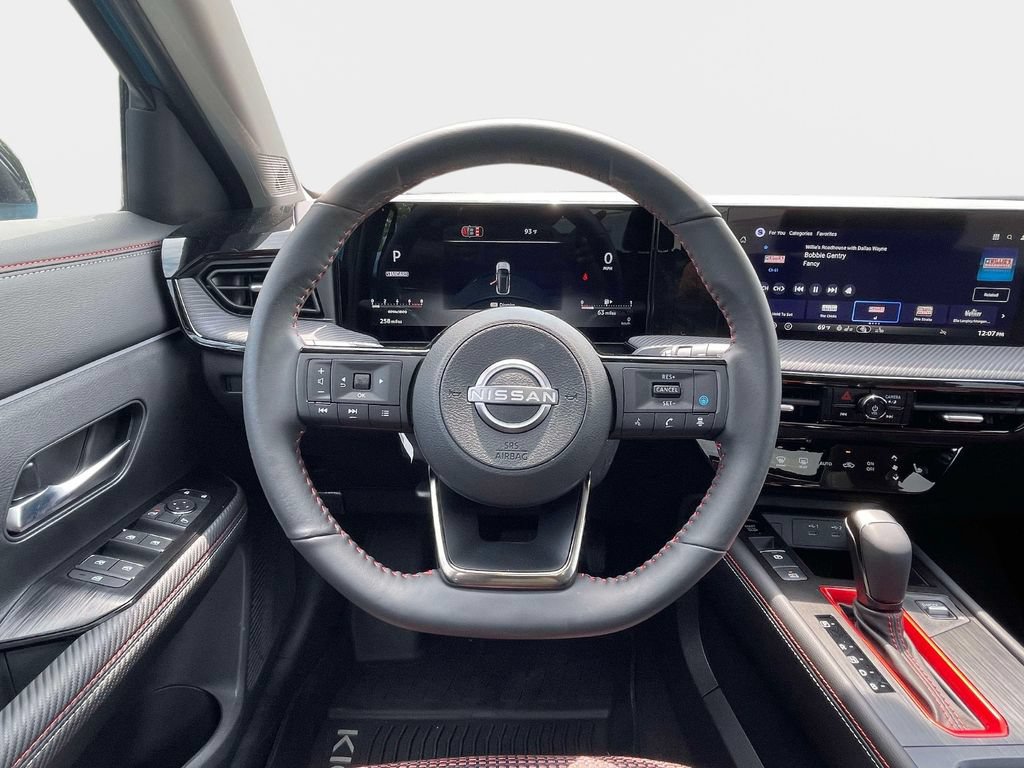 New 2026 Nissan Kicks SR w/ SR Premium Package FWD image 13