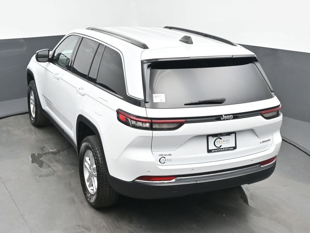 Used 2024 Jeep Grand Cherokee Laredo w/ Luxury Tech Group I image 39