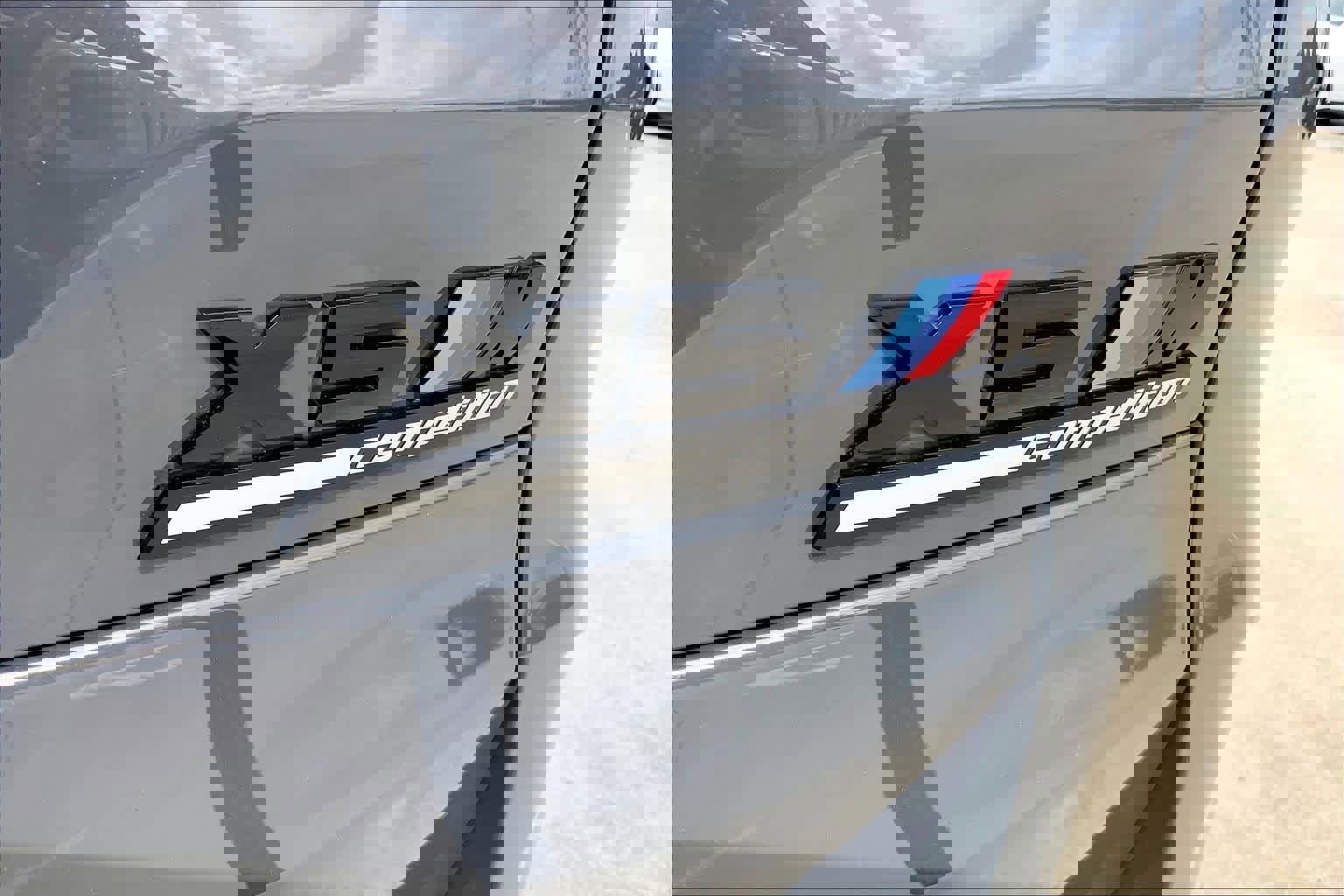 Used 2025 BMW X5 M Competition w/ Executive Package image 9