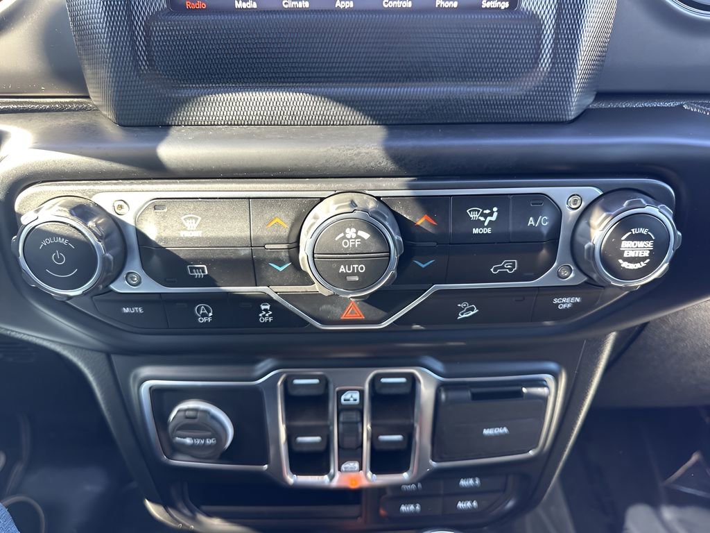 Used 2021 Jeep Wrangler Unlimited Sport image 17