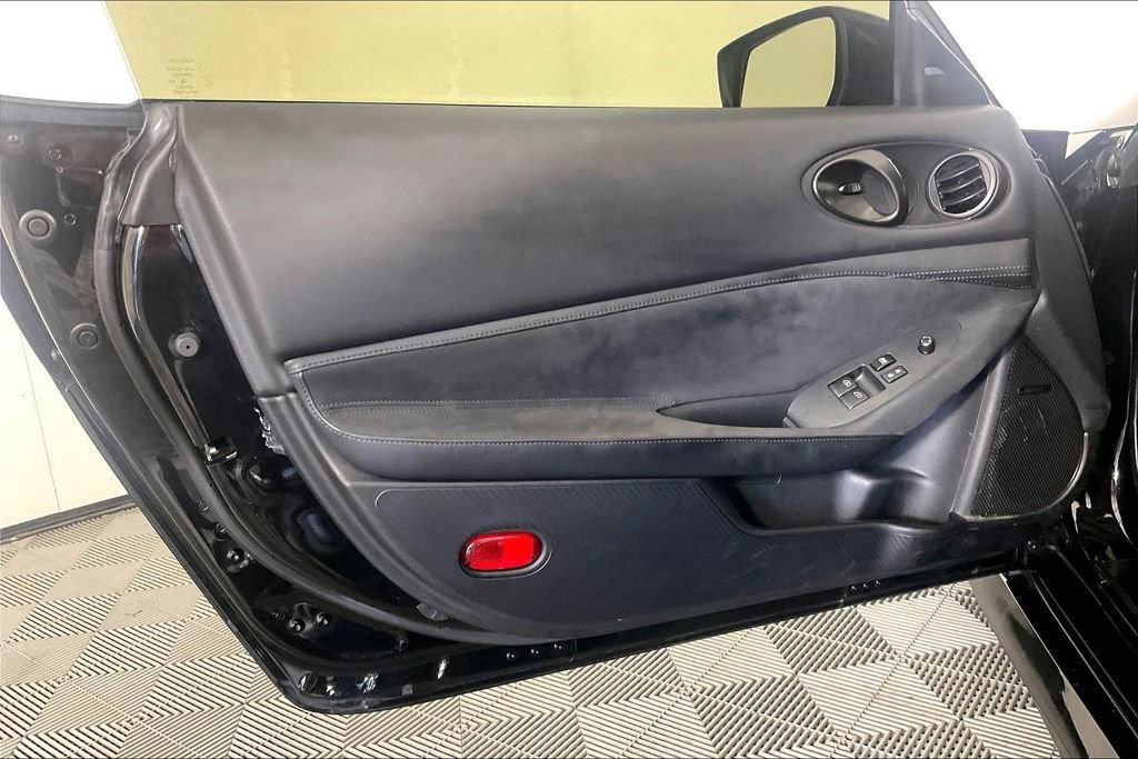 Used 2025 Nissan Z Performance w/ Floor Mat Package RWD image 21