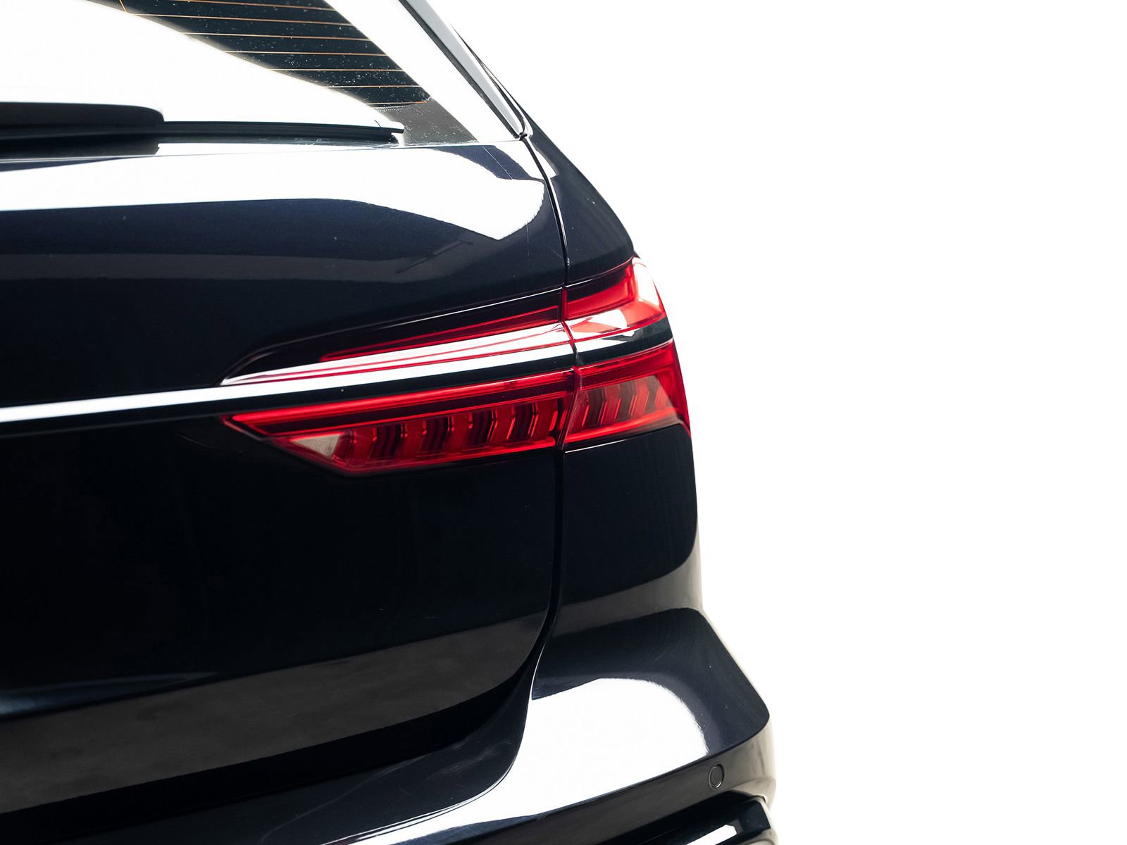 Used 2023 Audi RS 6 w/ Executive Package AWD/4WD image 19