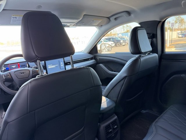 Used 2021 Ford Mustang Mach-E Select image 8