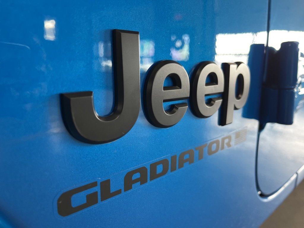 New 2026 Jeep Gladiator Sport image 16