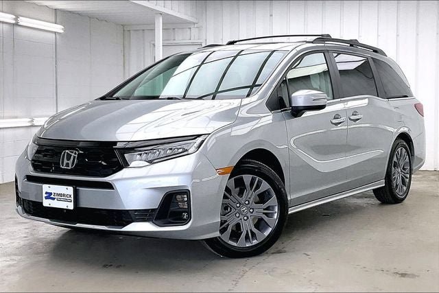 Certified 2026 Honda Odyssey Touring image 2