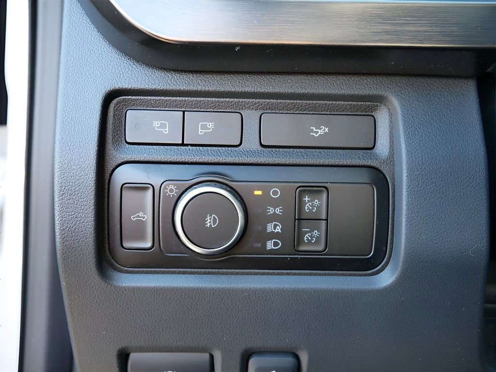 Used 2024 Ford F350 Lariat w/ Lariat Ultimate Package image 19