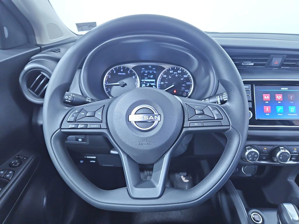New 2025 Nissan Kicks Play S image 14