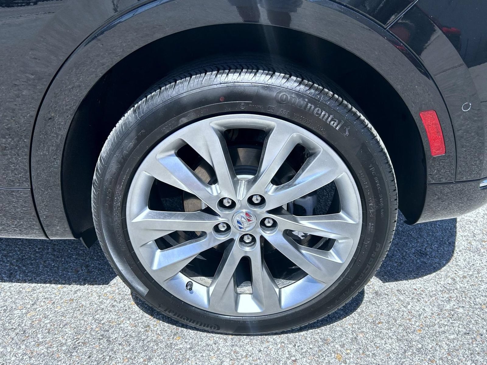 Certified 2023 Buick Envision Avenir AWD/4WD image 22
