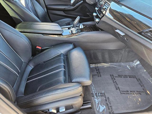 Used 2018 BMW 530e xDrive w/ Premium Package 2 image 19