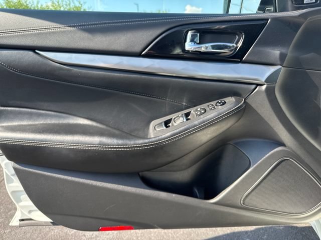 Used 2023 Nissan Maxima SL FWD image 10