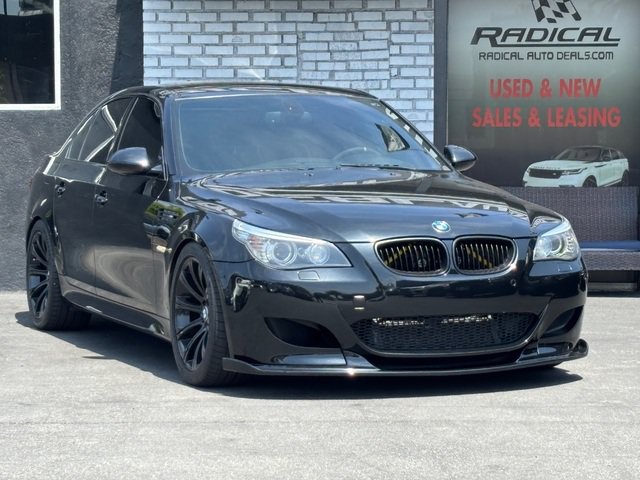 Used 2009 BMW M5 RWD image 2