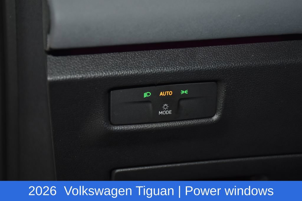 Used 2026 Volkswagen Tiguan SE FWD image 8
