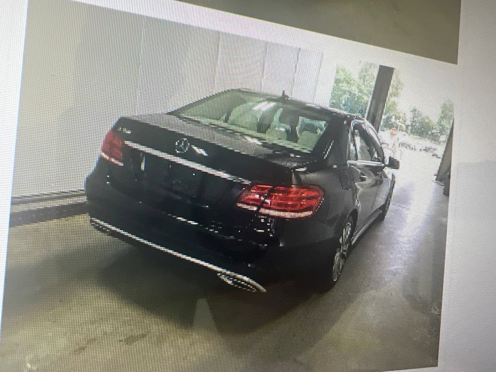 Used 2016 Mercedes-Benz E 350 Sedan image 3