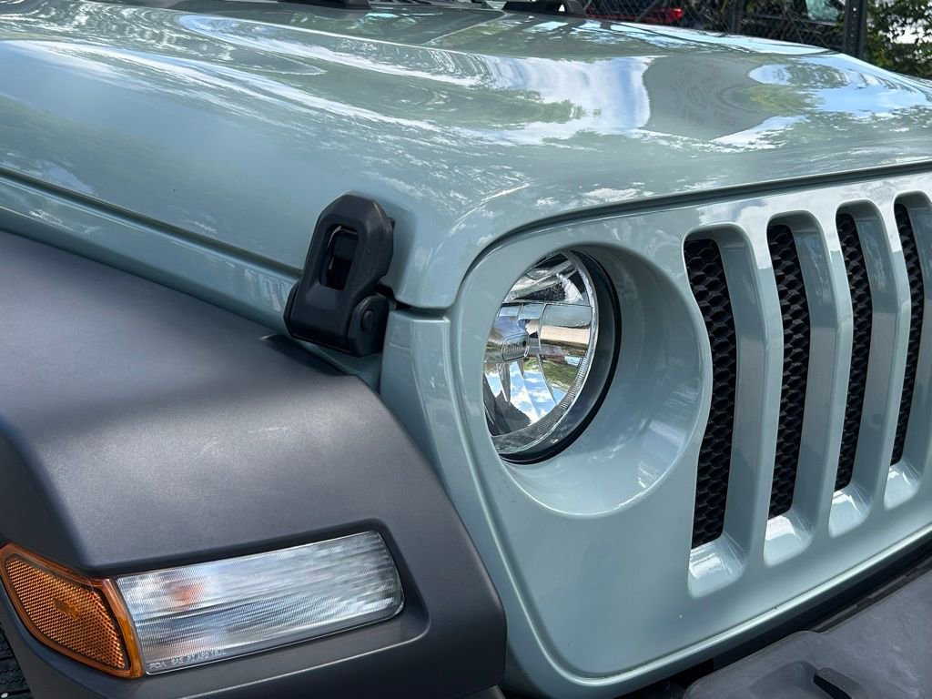 Certified 2023 Jeep Wrangler Sport AWD/4WD image 21