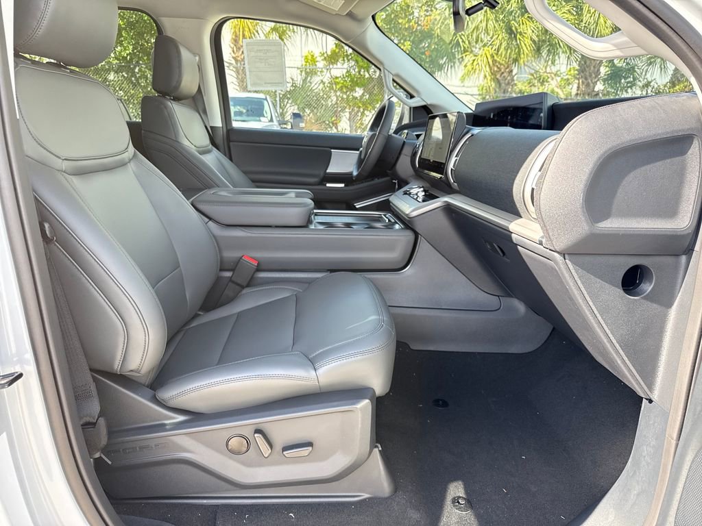 New 2026 Ford Expedition Max Active RWD image 22