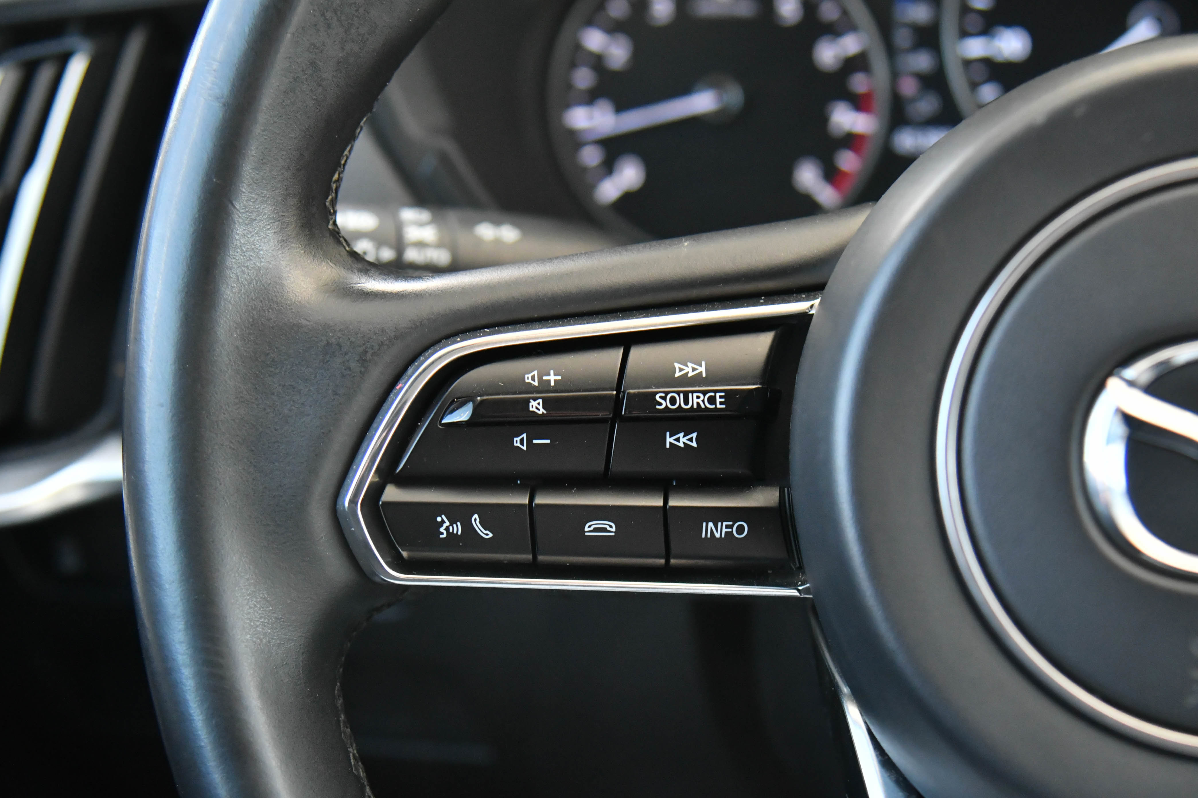 Used 2024 MAZDA CX-90 3.3 Turbo w/ Preferred Plus AWD/4WD image 31