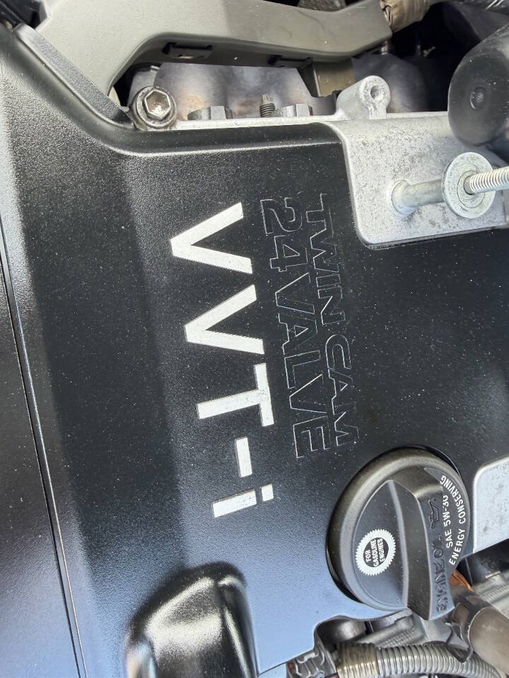 Used 2005 Lexus IS 300 RWD image 15