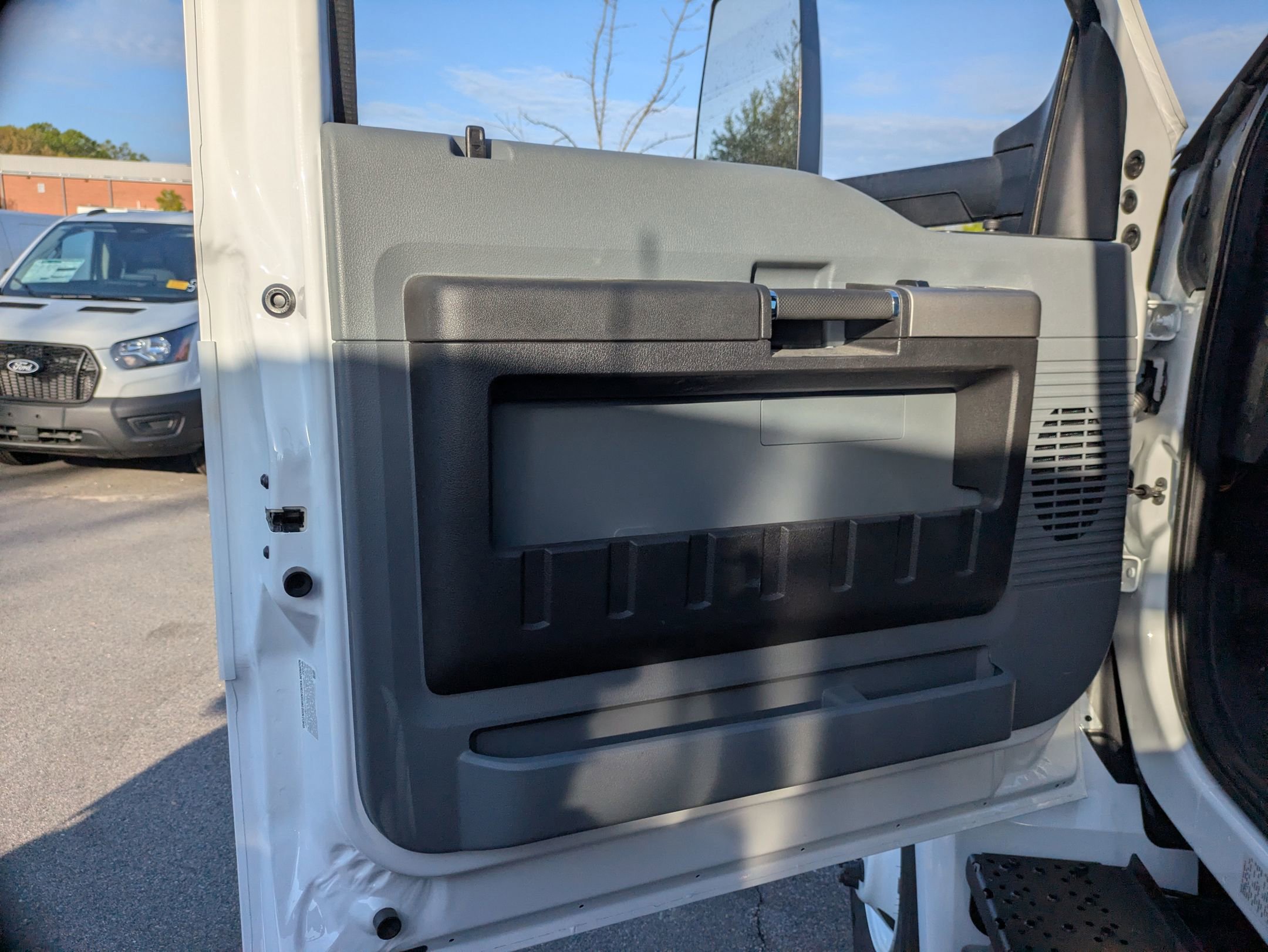 New 2027 Ford F750 2WD Regular Cab Super Duty image 14