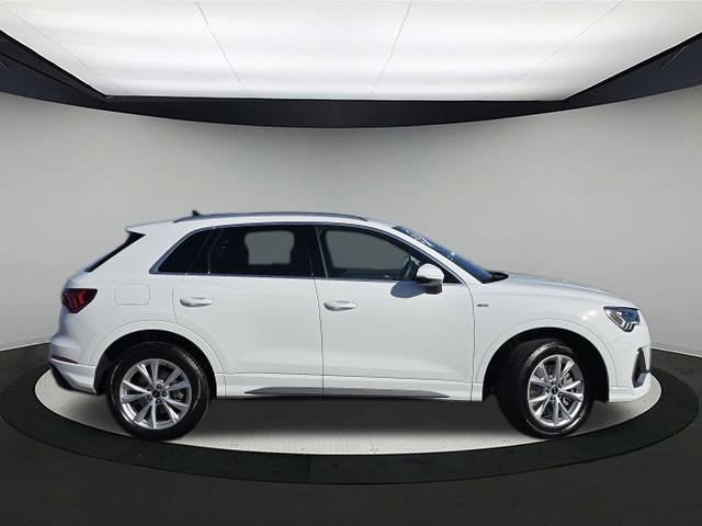 Certified 2025 Audi Q3 2.0T Premium w/ Convenience Package image 8
