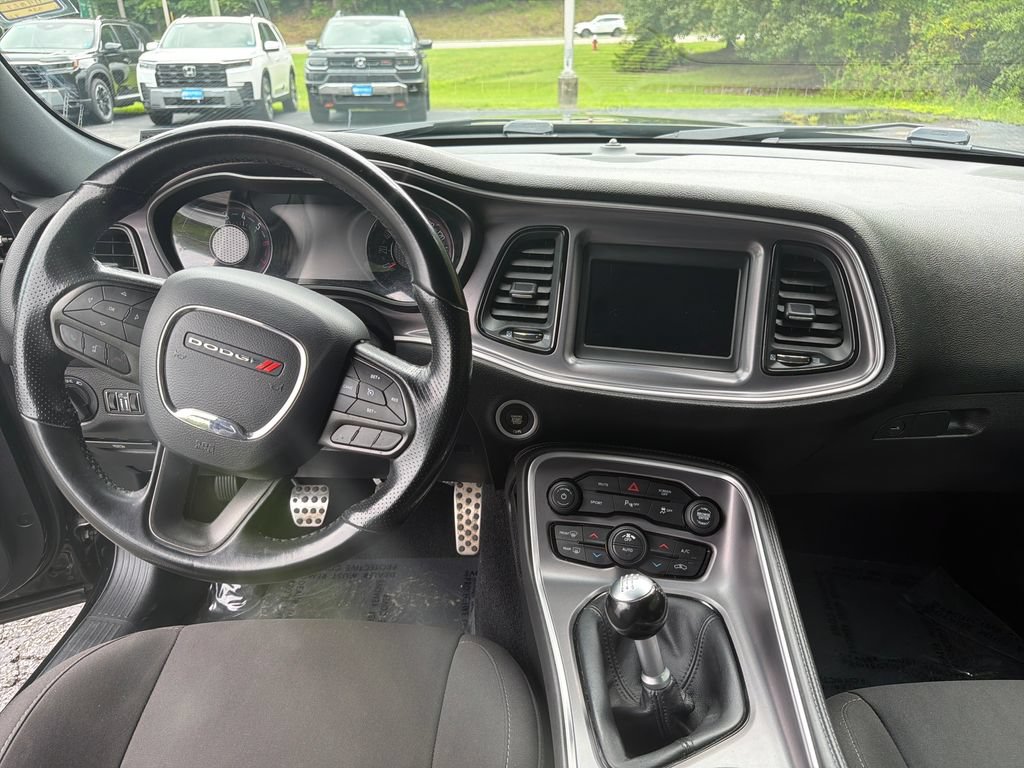 Used 2020 Dodge Challenger R/T w/ Blacktop Package RWD image 26