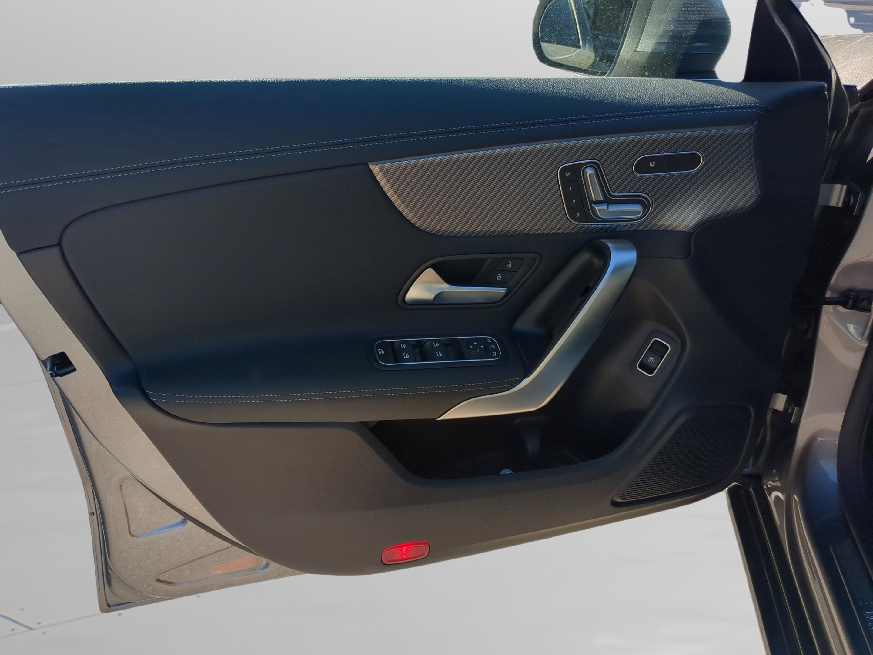 New 2026 Mercedes-Benz CLA 250 image 18