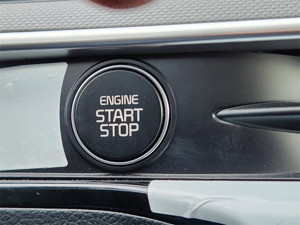 New 2025 Kia K5 LXS image 14