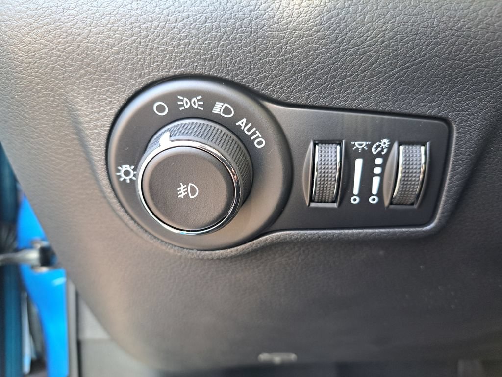 New 2026 Jeep Compass Latitude AWD/4WD image 19