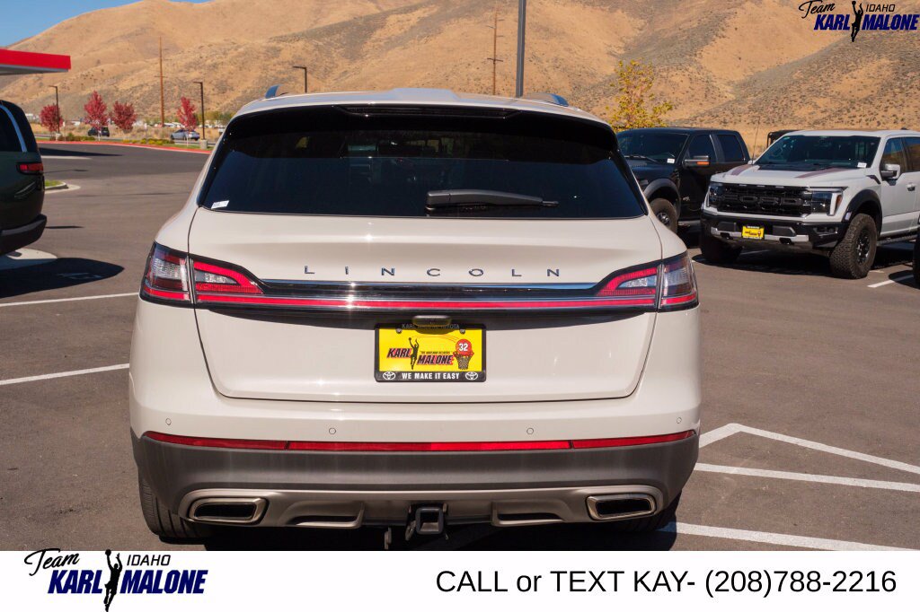 Used 2023 Lincoln Nautilus Reserve w/ Equipment Group 201A AWD/4WD image 12