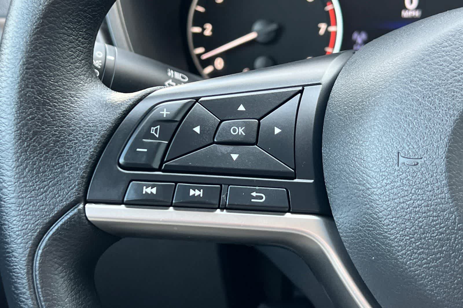 New 2026 Nissan Altima 2.5 SV FWD image 27