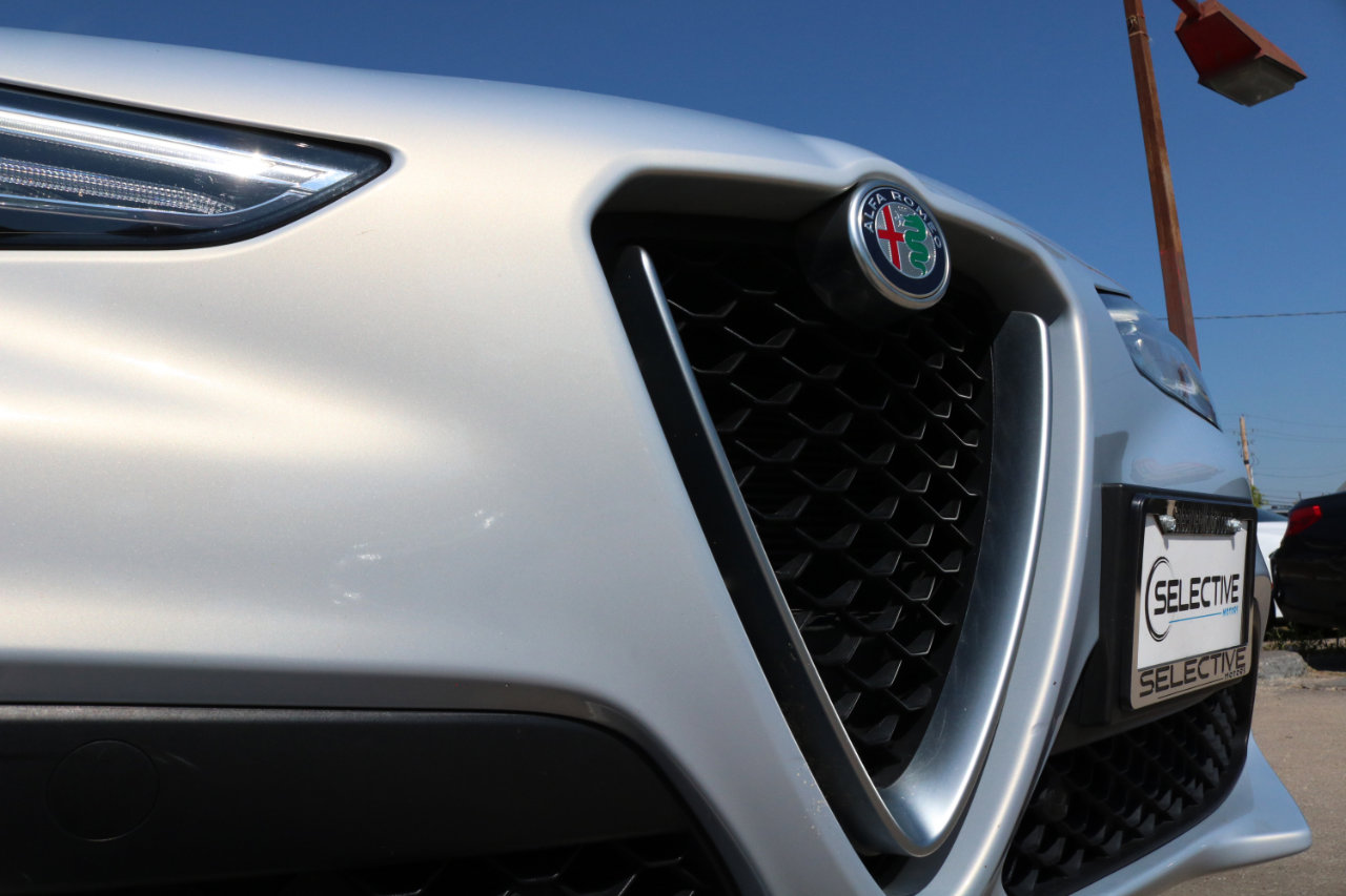 Used 2020 Alfa Romeo Stelvio Ti w/ Active Blind Spot Package image 4