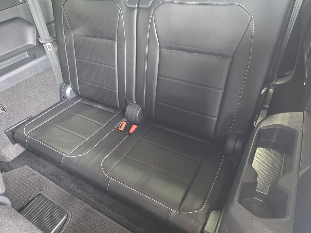 Used 2021 Volkswagen Tiguan SE R-Line FWD image 22