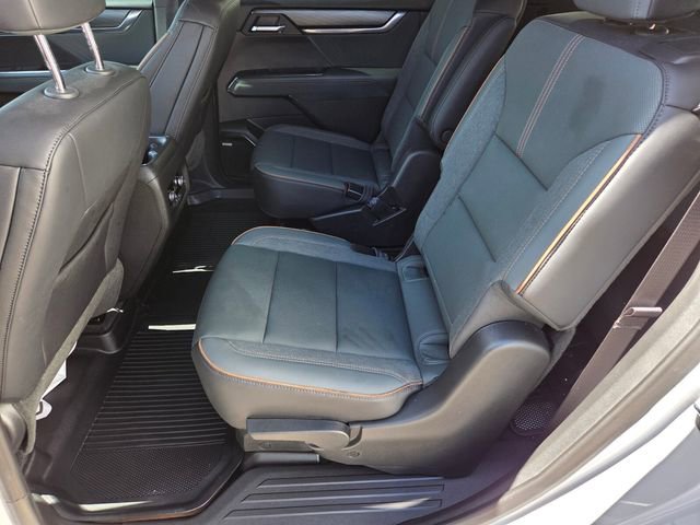 Certified 2025 GMC Acadia AT4 AWD/4WD image 12