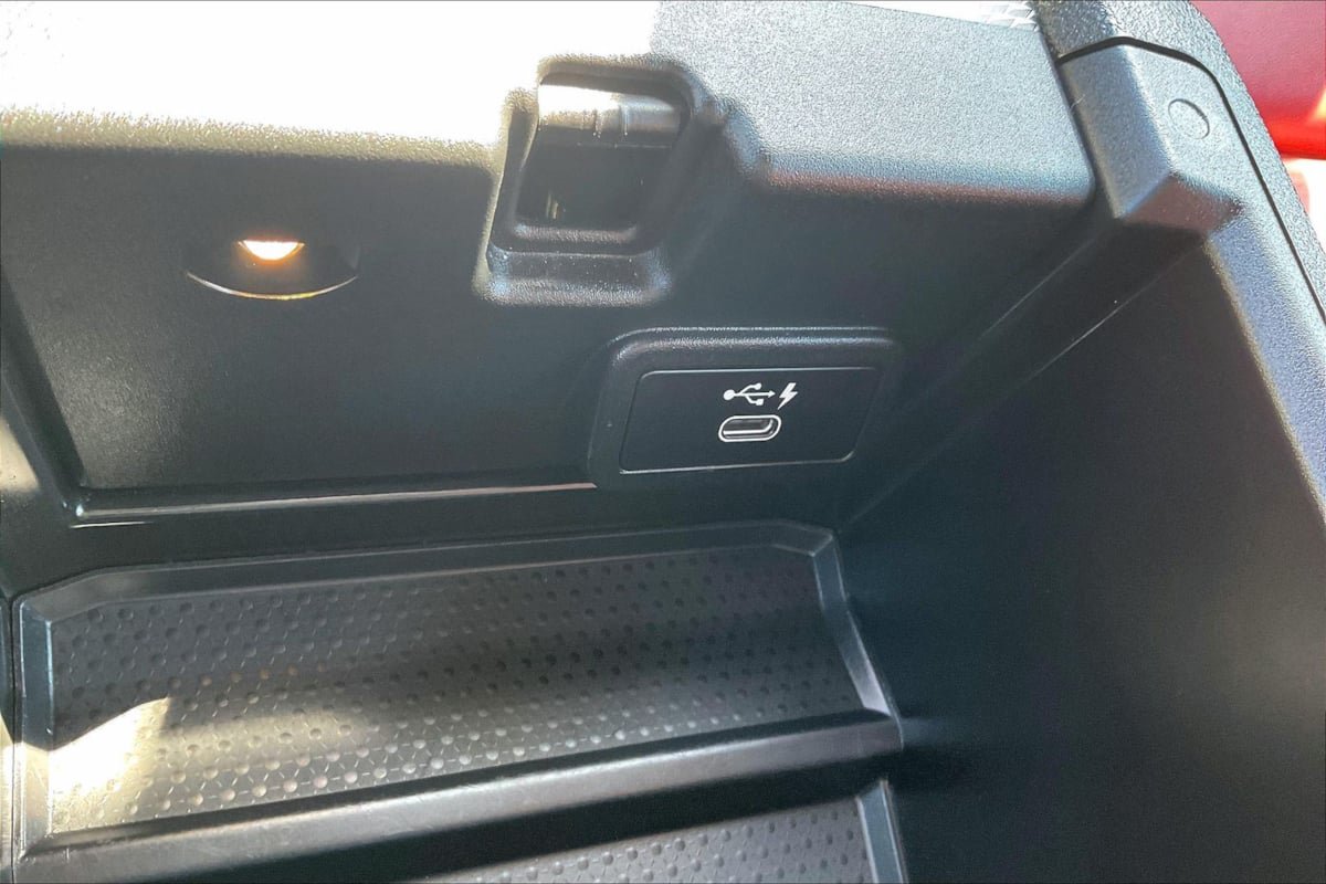 Used 2021 BMW 430i Coupe w/ M Sport Package RWD image 29