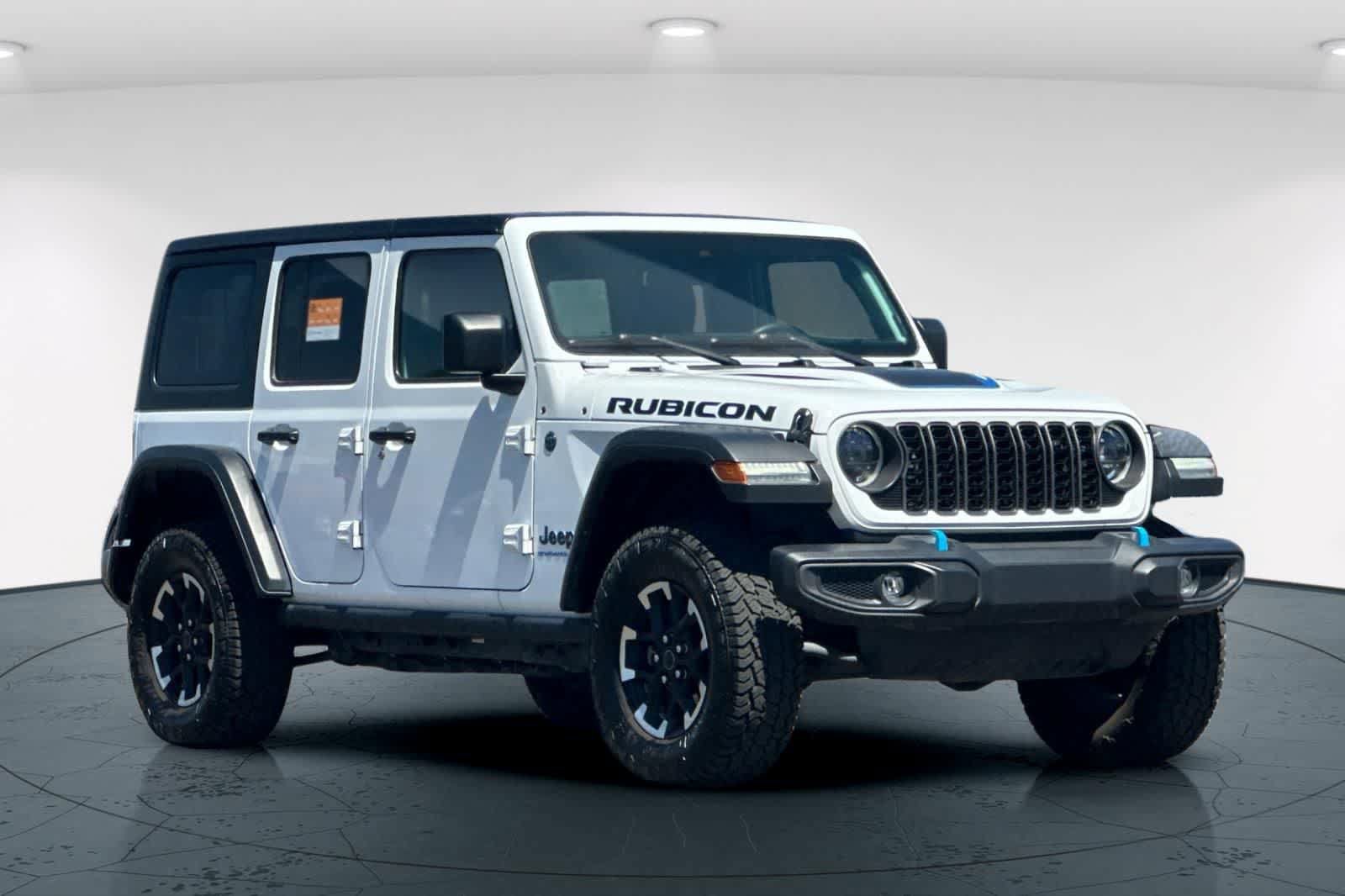 Used 2024 Jeep Wrangler Unlimited Rubicon 4xe AWD/4WD image 5