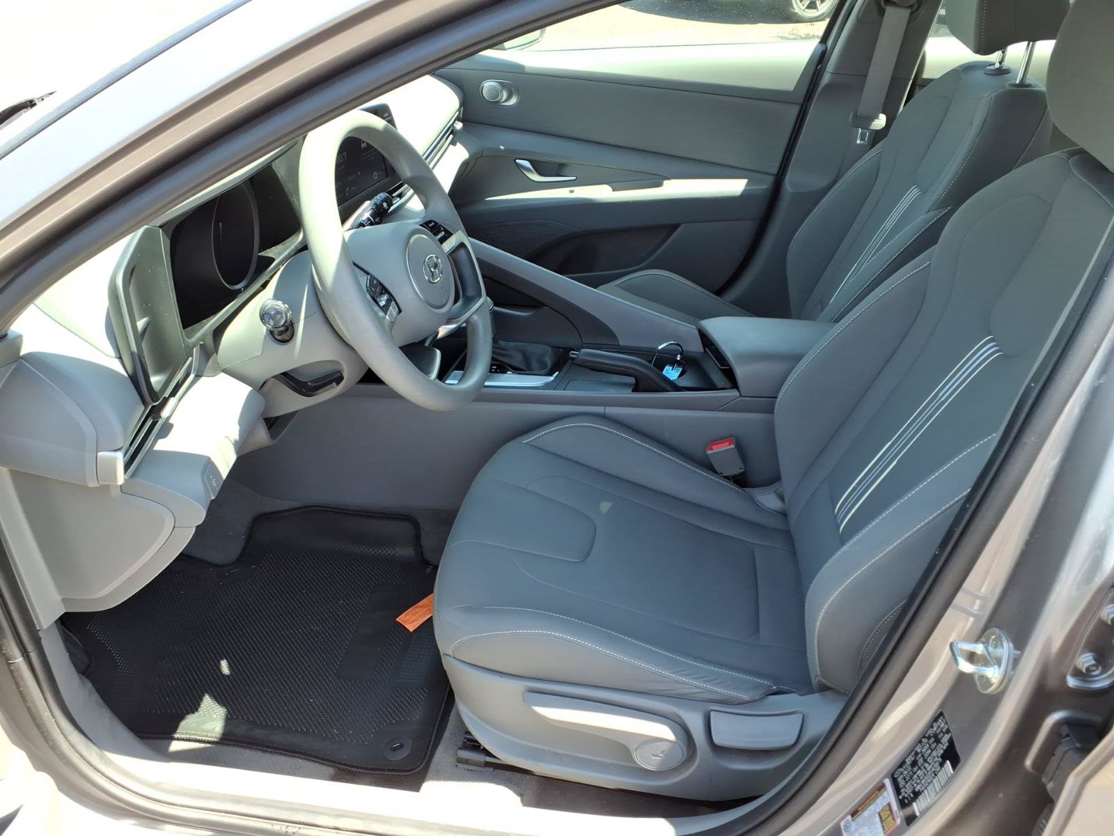 Certified 2023 Hyundai Elantra SEL FWD image 22