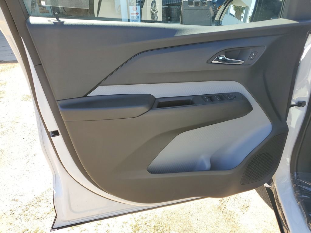 New 2027 Chevrolet Bolt LT w/ Comfort Package image 18