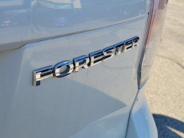 Used 2018 Subaru Forester 2.5i Premium w/ All-Weather Package image 6