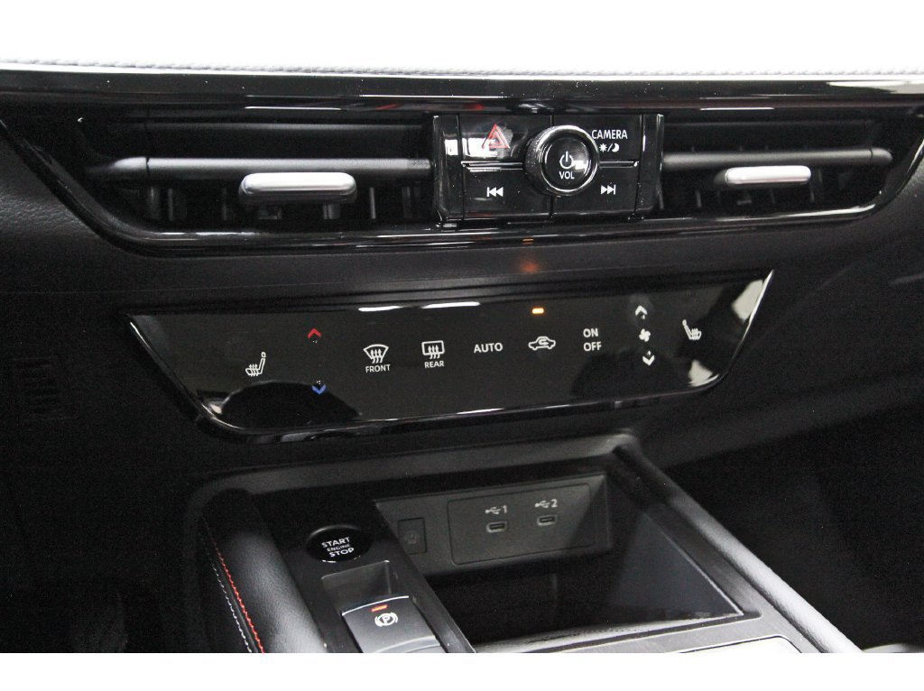 New 2026 Nissan Kicks SR w/ Cold Weather Package FWD image 26