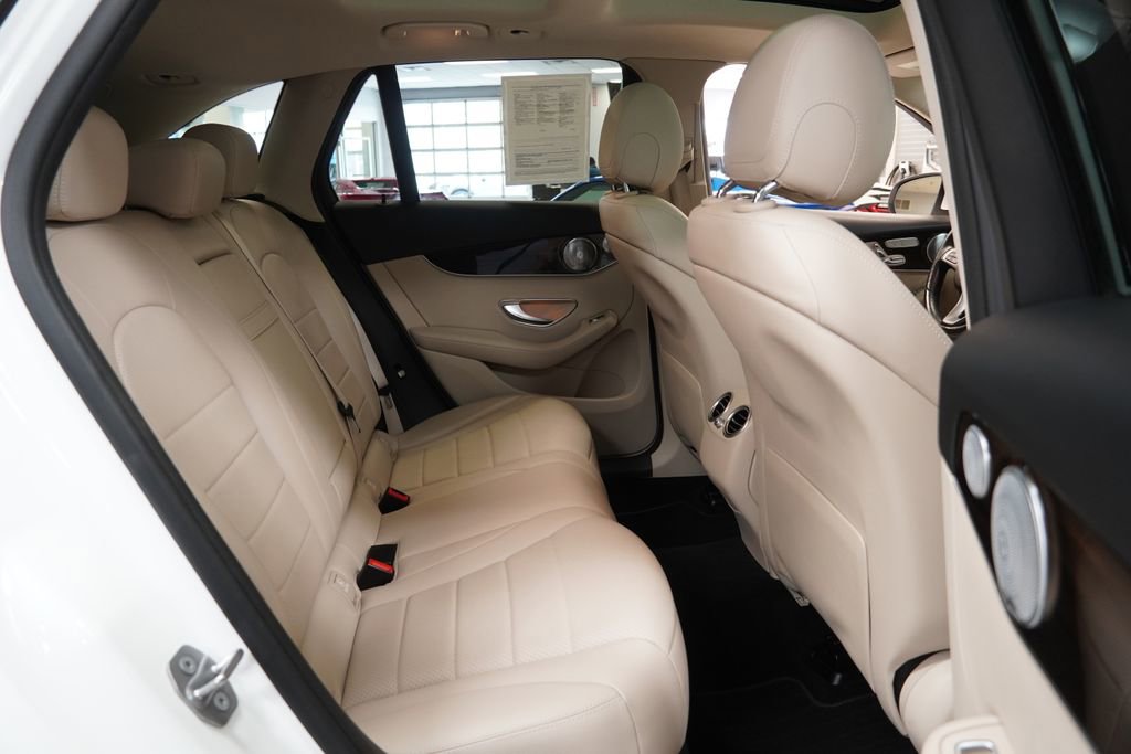 Used 2017 Mercedes-Benz GLC 300 4MATIC image 33