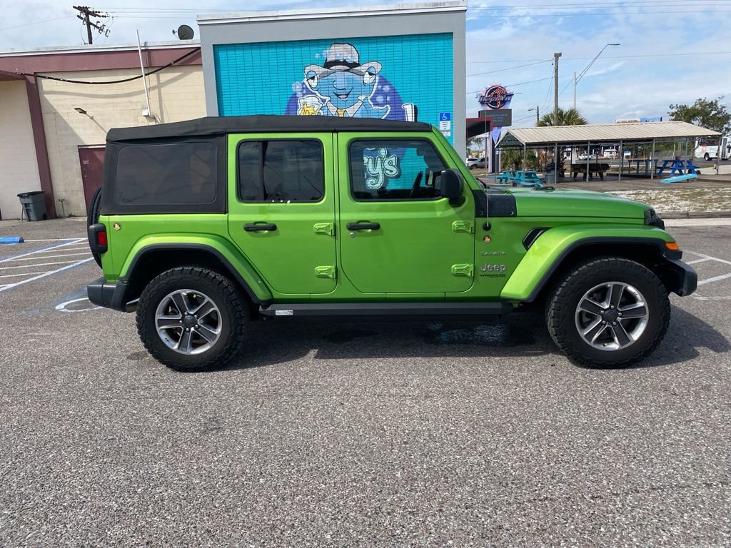 Used 2019 Jeep Wrangler Unlimited Sahara image 2
