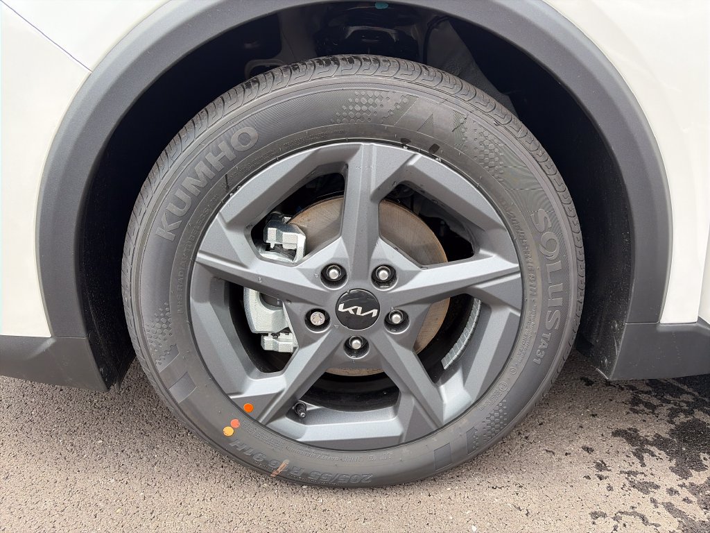 New 2026 Kia K4 FWD image 23