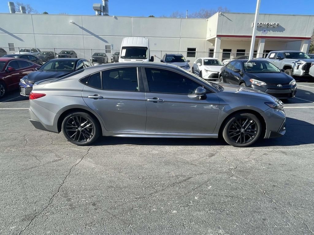 Used 2020 Toyota Camry XSE image 12